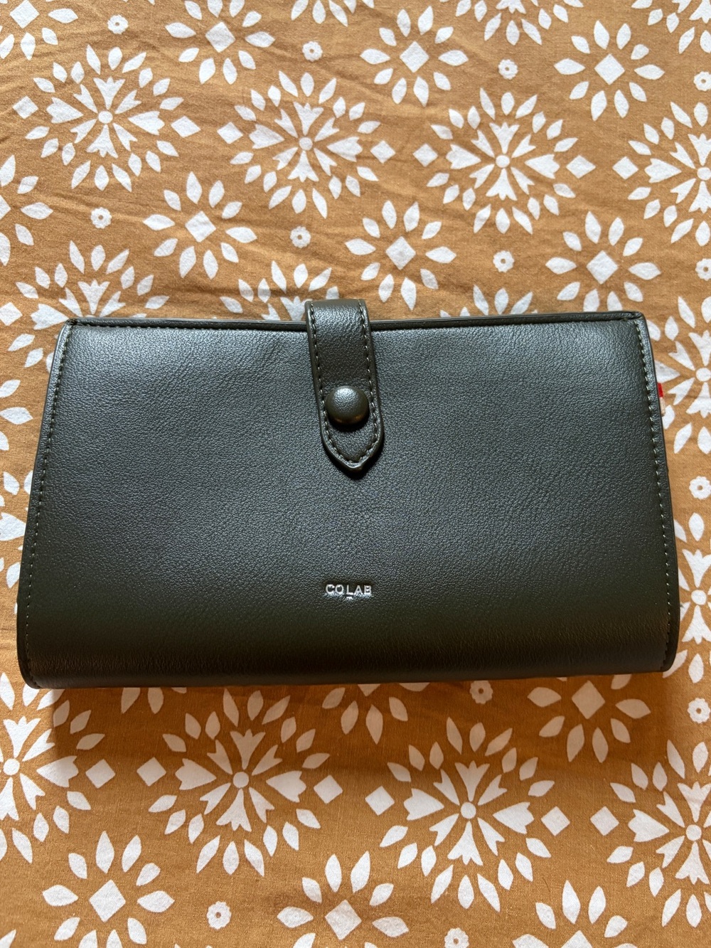 NWOT COLAB Olive Green Leather Wallet